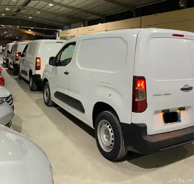 ((يوجد لدينا مجموعه من بيجو بارتنر 2023 بضاعه)) index