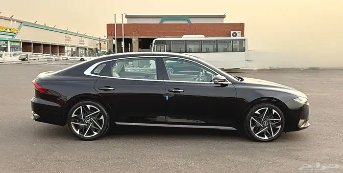 ازيرا 2020 بنوراما فل كامل داخل ابيض بحالة الوكاله للبيع 6