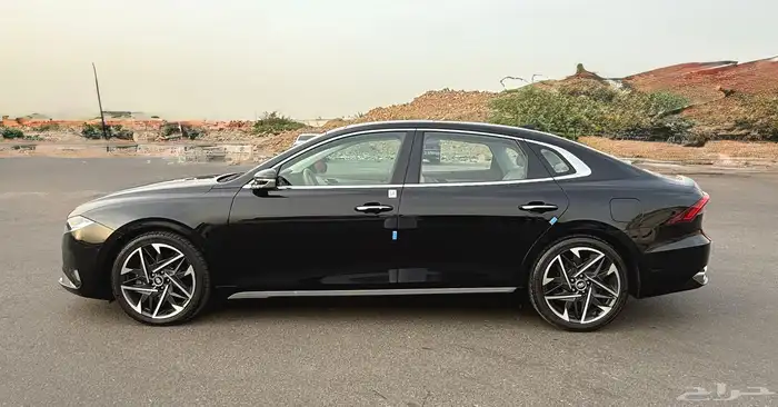 ازيرا 2020 بنوراما فل كامل داخل ابيض بحالة الوكاله للبيع 2