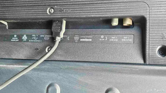 شاشه تلفزيون 50 بوصه 8