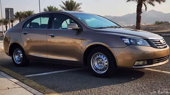 جيلي ايميجراند 7 على الشرط 2014 4