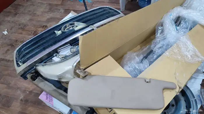 شبك وشماسيه يمين لاندكروزر 2002 وكالة 2