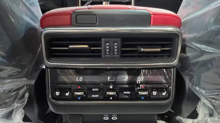 لكزس LX600 Fsport فل 2022 21