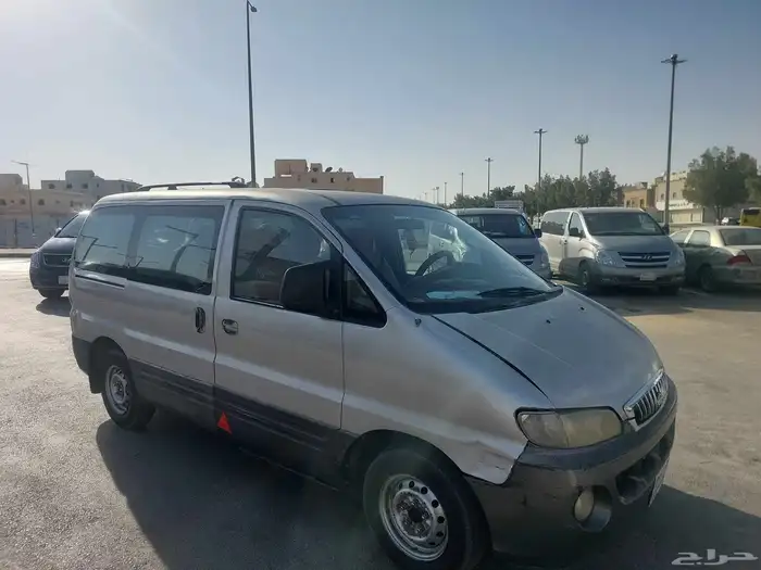 سياره فان h1 للبيع حي طويق 3