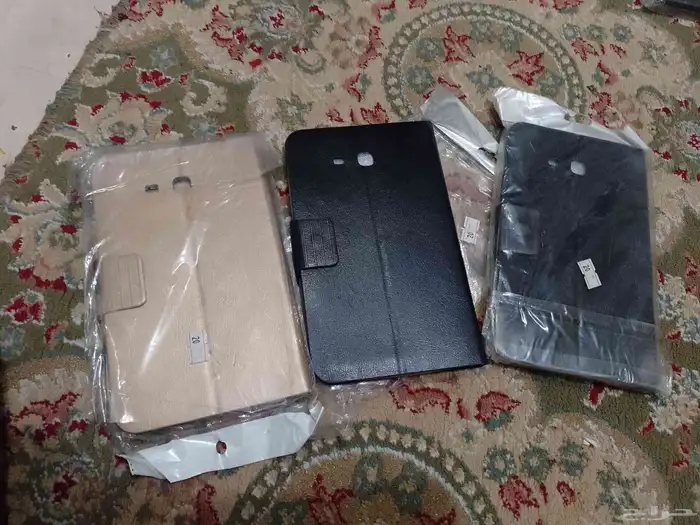 يوجد اسكرنات وجربات وفلاشات للبيع 2