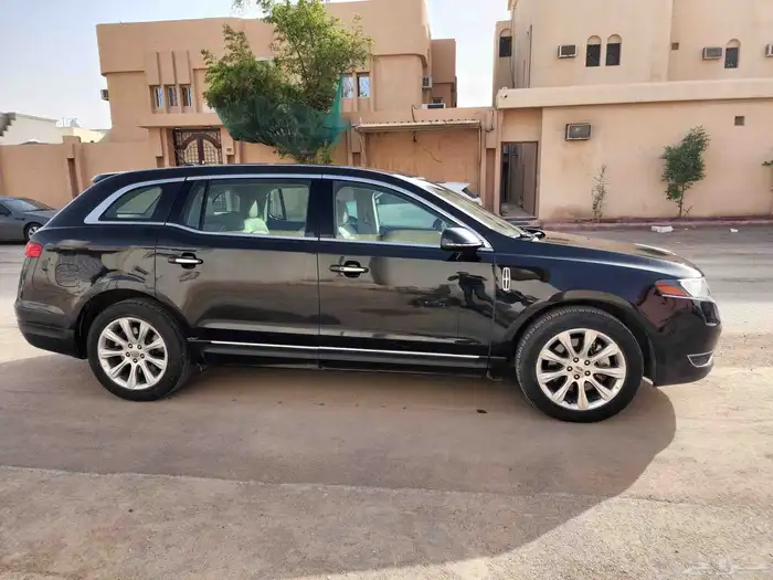 لنكولن Lincoln MKT 2015 7