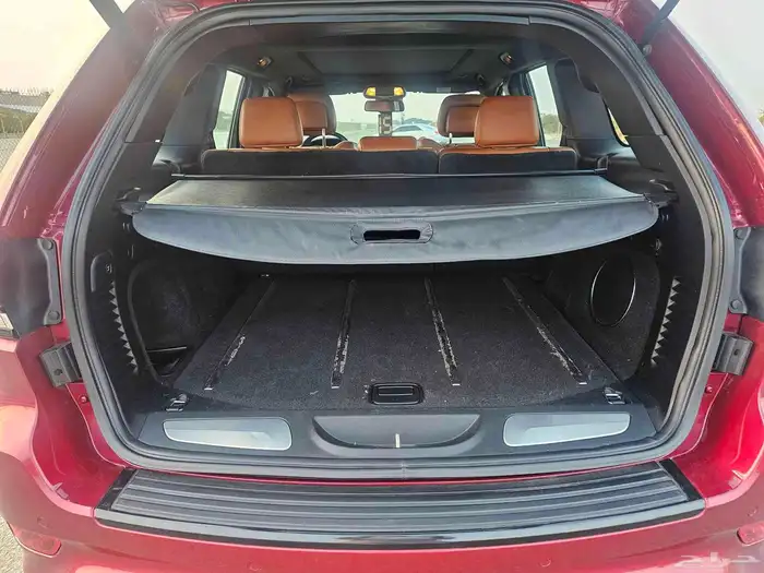 جيب شروكي SRT 18