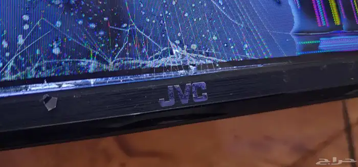 شاشه 55 بوصهة تنباع تشاليح كل شيء فيها سليم الا الشاشه 5