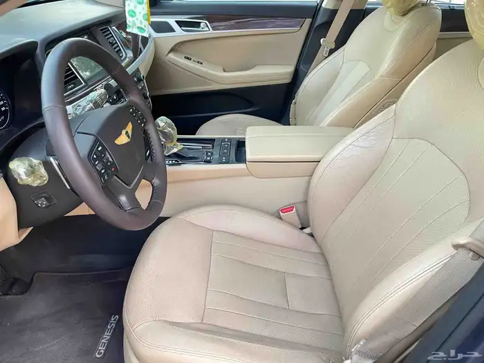 هونداي جنسس 2015 بلاتينيوم G80 سعودي 13