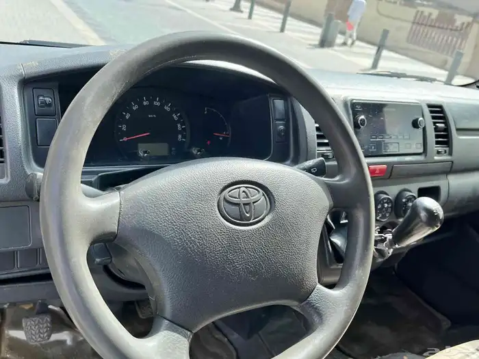 باص هايس تويوتا 2014 11