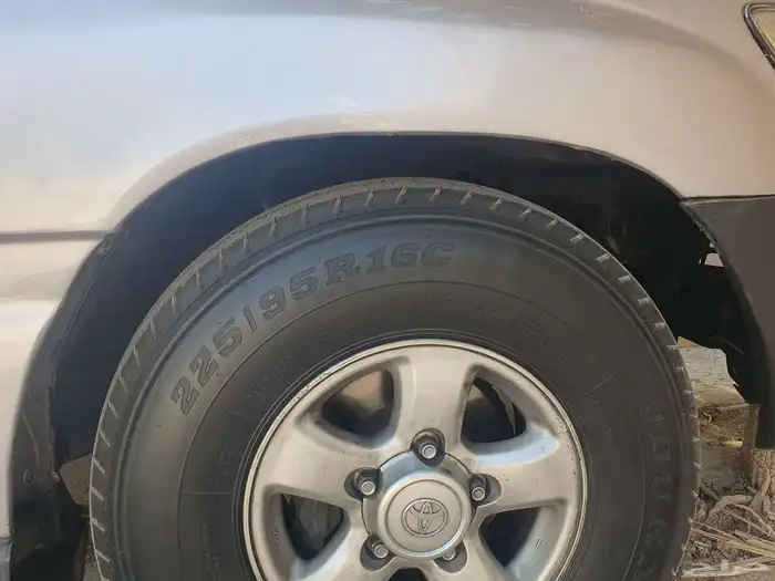 لاندكروزر 2001 جكسار محول ستاندر 12