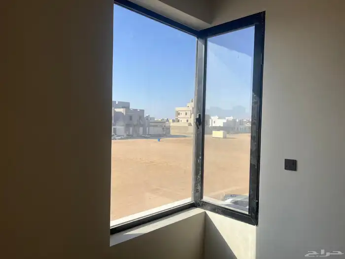 ورشة المنيوم 3