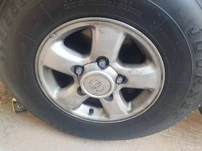 لاندكروزر 2001 جكسار محول ستاندر 17