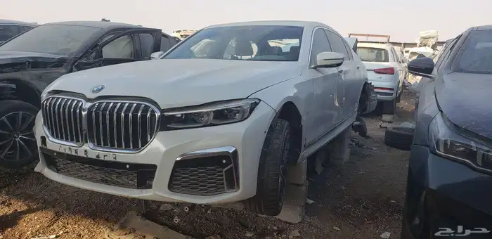 توفير قطع غيار السيارات وكاله من تشليح الحائر 1