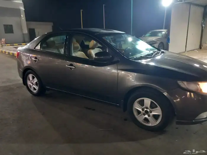 كيا سيراتو 2012 بحالة الوكاله 6