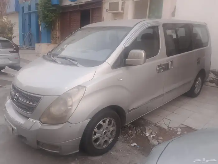 هيونداي H1 11 راكب موديل 2008 فان خاص لون فضي 3