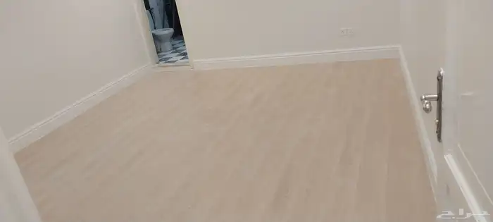 باركيه SPC مقاوم للماء عليه ضمان 10سنوات 3