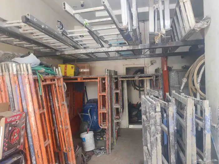 تاجير سقاله وسلالم ومعدات كهرابائيه 2