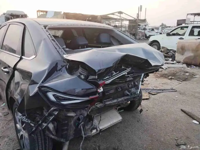 يوجد قطع غيار جيلي اميجراند موديل 2024 2