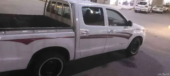 هايلوكس غمارتين للبيع موديل 2007 بودي بلد على الشرط مفحوصشبه 3