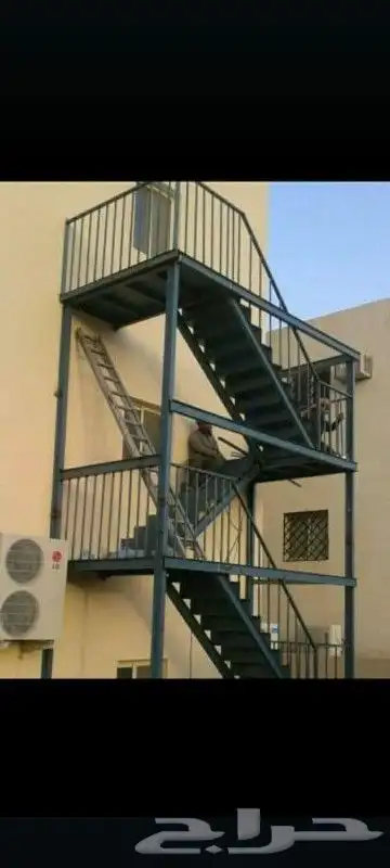 حداد مظلات سواتر سلالم شينكو سندويش بنل 9