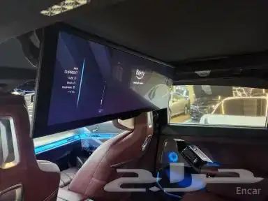 BMW الفئة السابعة 750e xDrive إصدار Design Pure Excellence 9