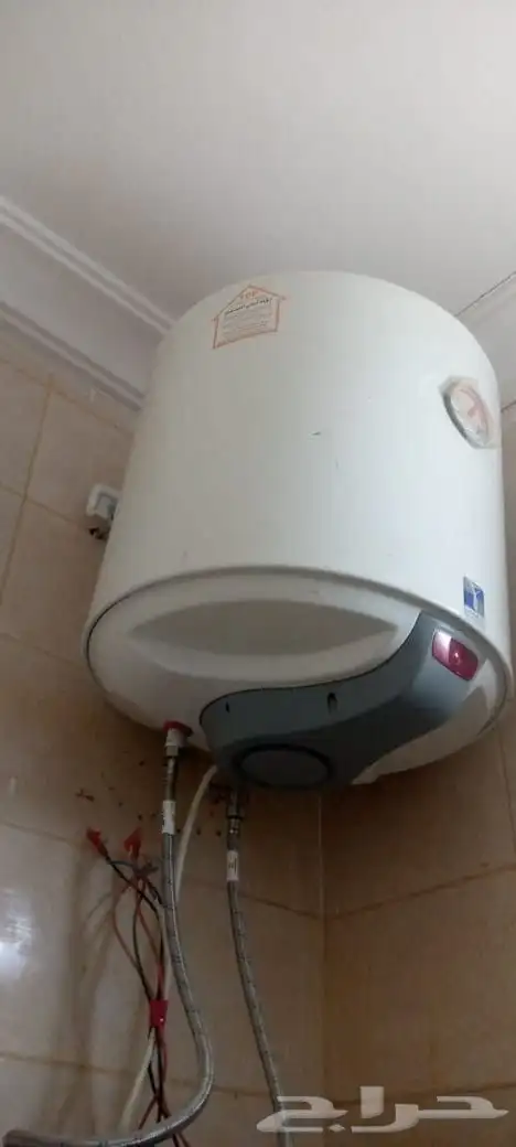 للبيع ثلاجة سامسونج نوفروست 9 قدم بحالة ممتازة 750 ريال مكيف 1