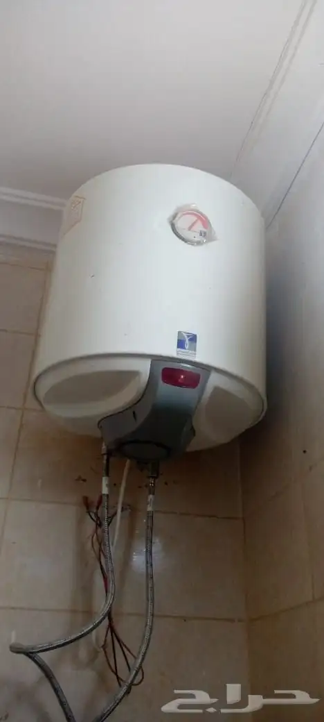 للبيع ثلاجة سامسونج نوفروست 9 قدم بحالة ممتازة 750 ريال مكيف 0