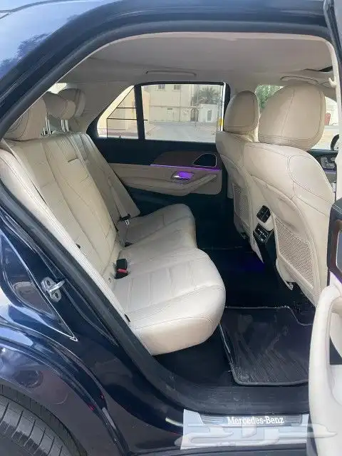 مرسيدس GLE450 موديل 2021 فل كامل 6 سلندر ماشي فقط 18500 كم 23