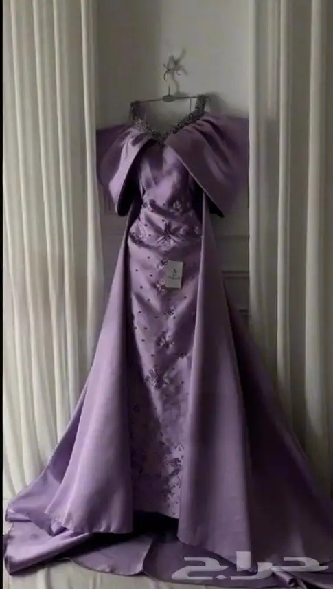 فستان للبيع 0