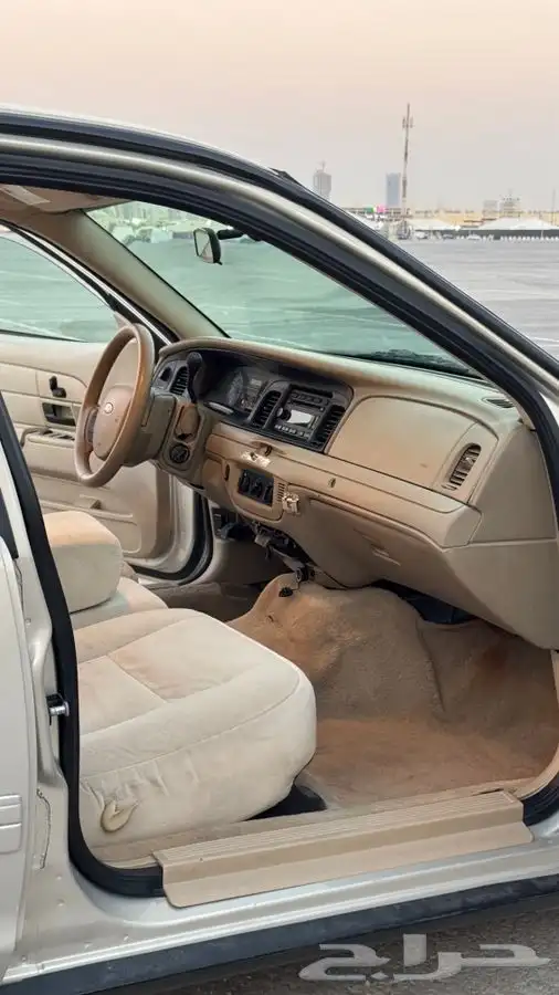 فورد بوليسي 2012 عداد قليل 18