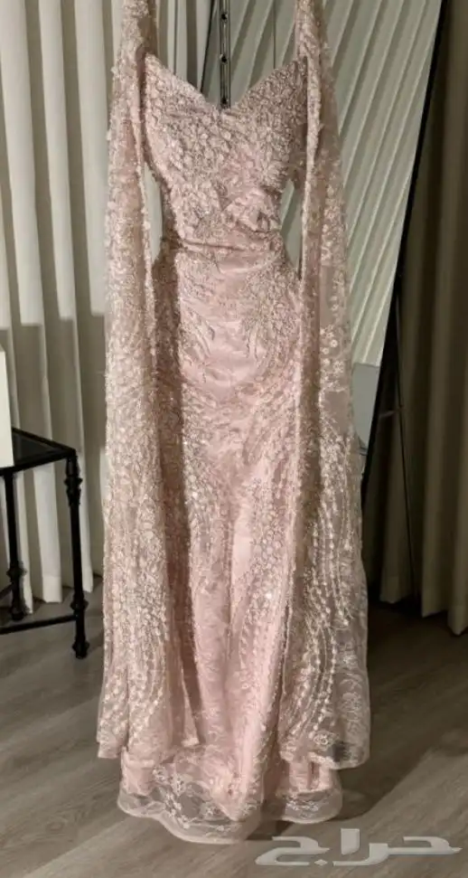 فستان للبيع 0