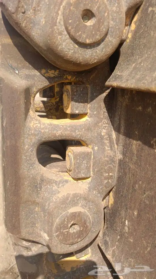 جنازير متنوعه كتر وكوماتسو 1