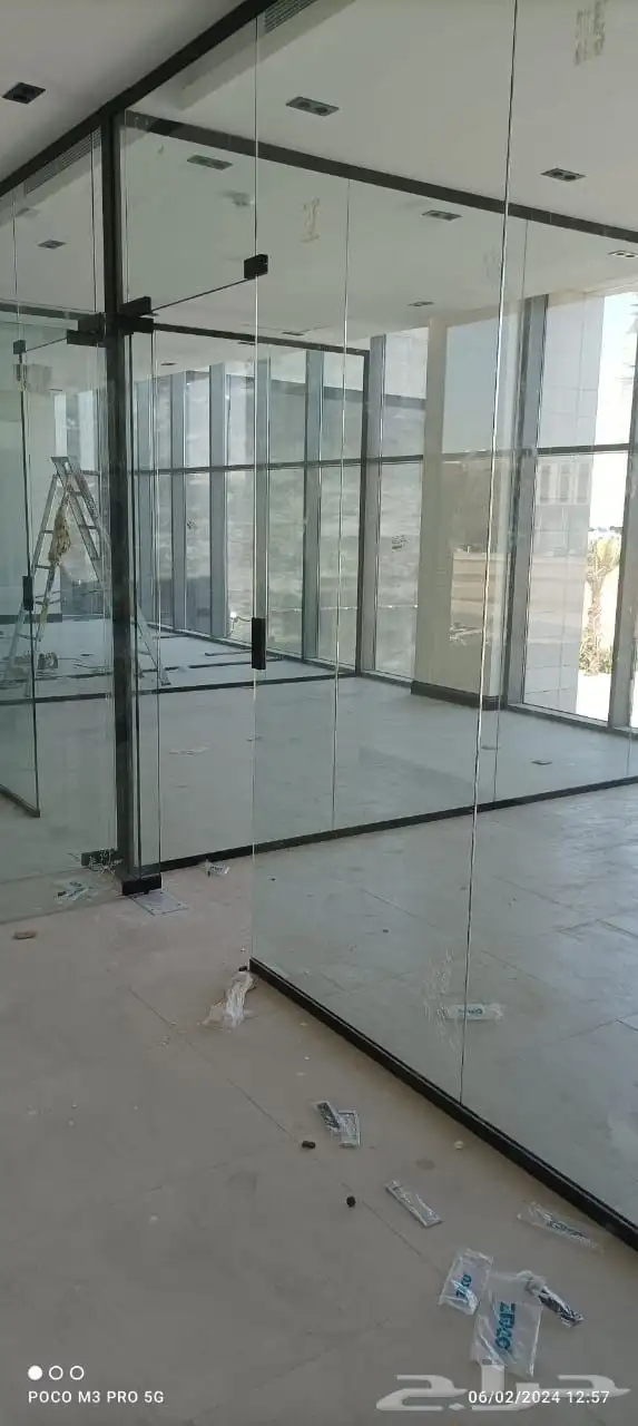 تركيب زجاج سيكوريت قواطع مكاتب 18