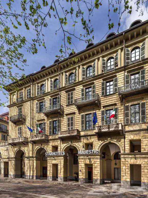 حجز فندق لشخصين في تورينو - إيطاليا لمدة 7 ليالي 0