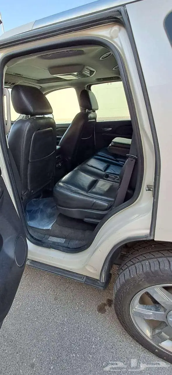 للبيع كاديلاك اسكاليد موديل 2007 9