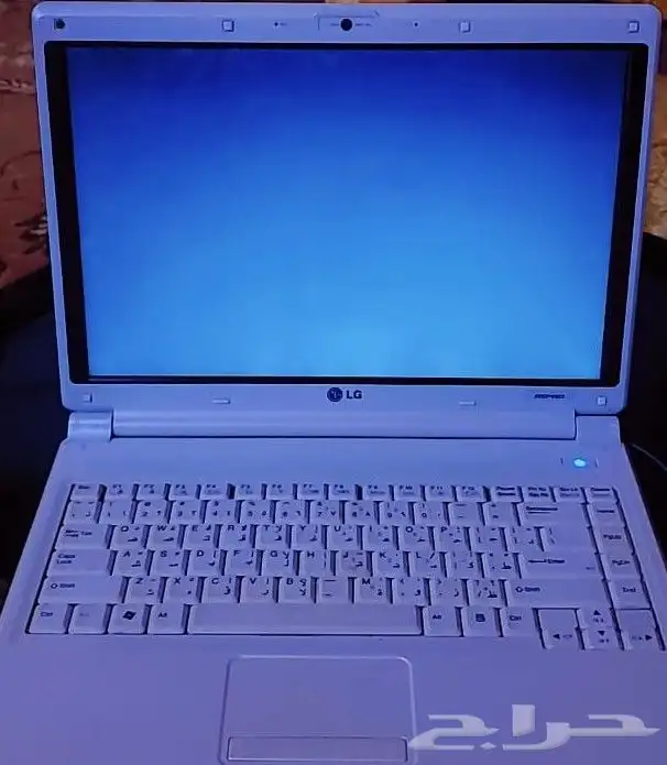 اعرض لكم لابتوب LG مافيه اي شي بس فيه ملاحضه فرمته وفصل النت 2