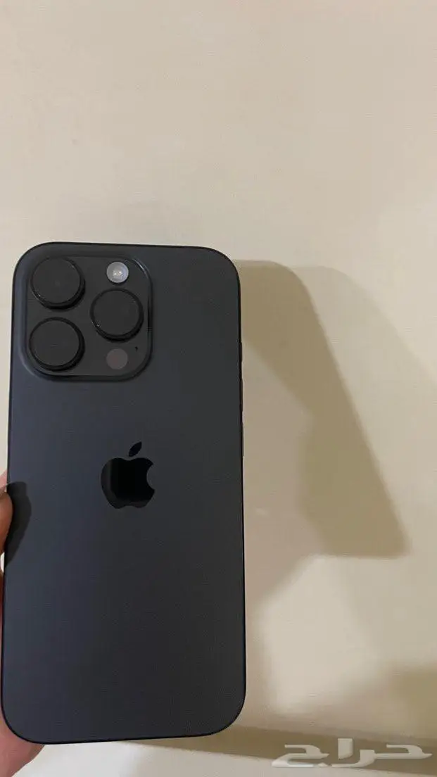 ايقون 16 برو العادي 0