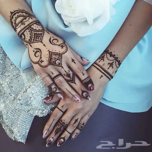 نقش حنة وتاتو اسود بصبغة 18