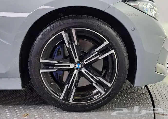 بي ام دابليو 320i M معرض الميموني للاستراد من كوريا 4