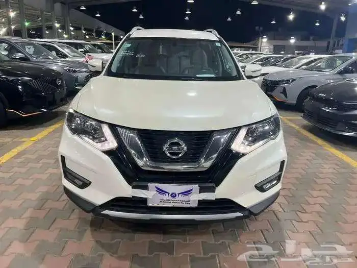 نيسان اكستريل 2022 دبل متاح تقسيط 0