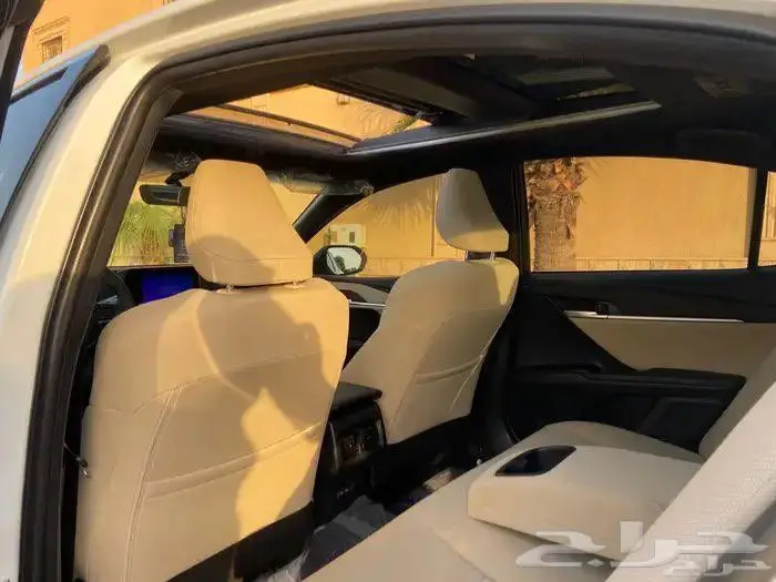 كامري 2025 فتحه بانورما هايبرد وبنزين 3