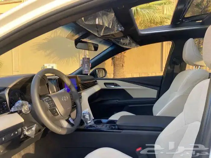 كامري 2025 فتحه بانورما هايبرد وبنزين 5