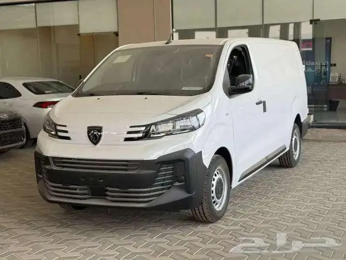 بيجو اكسبيرت بضاعة للبيع كاش او تقسيط للمواطنين والمقيمين 1