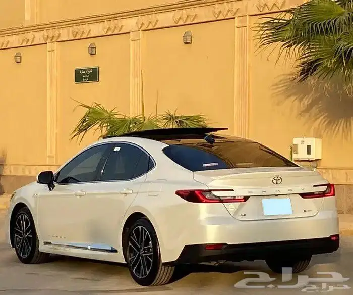 كامري 2025 فتحه بانورما هايبرد وبنزين 6