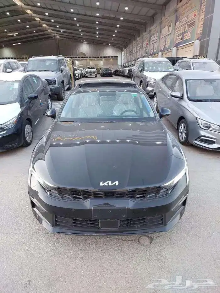 كيا K5 نص فل 2026 قير اوتماتيك بنزين 6