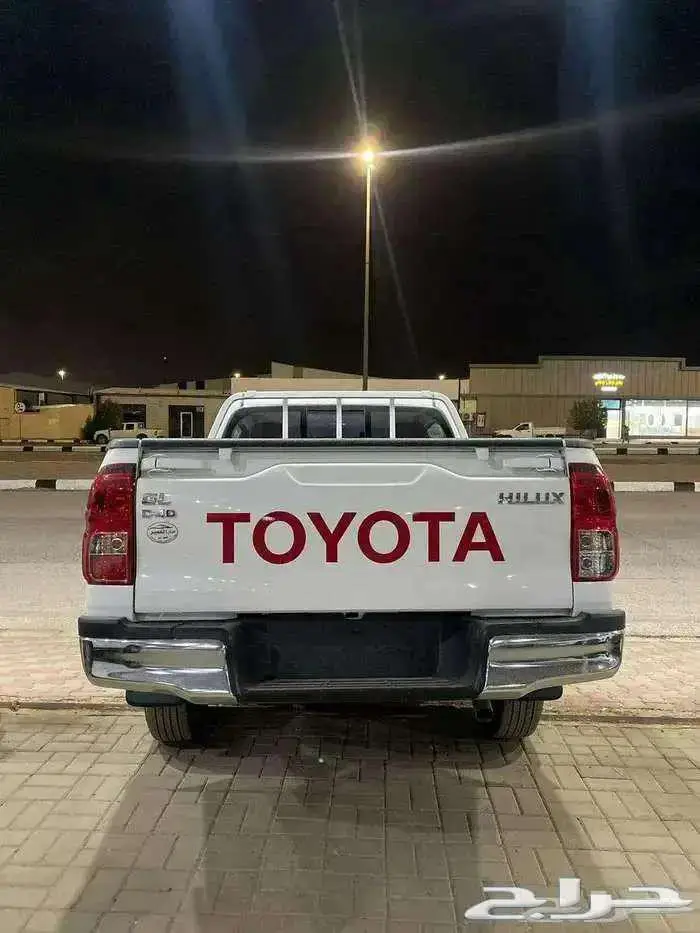 تويوتا هايلكس GL غمارتين 2025 ديزل كاش و اقساط 3