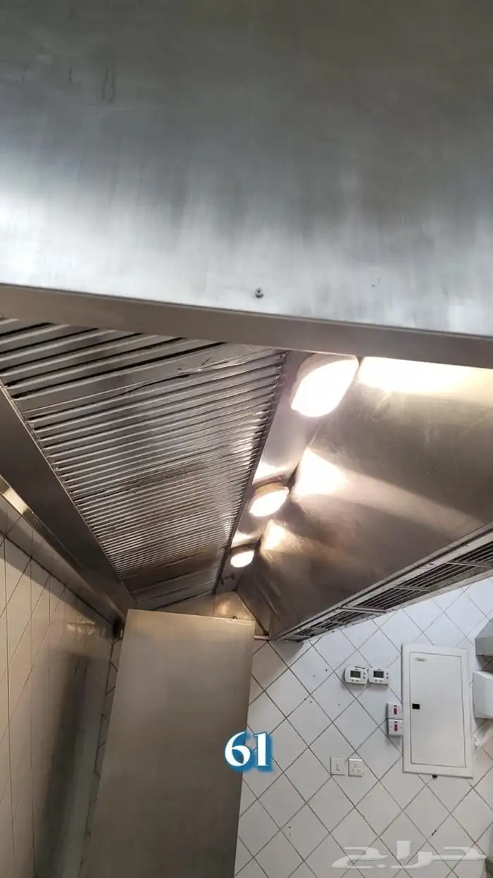 معدات مطاعم للبيع 60