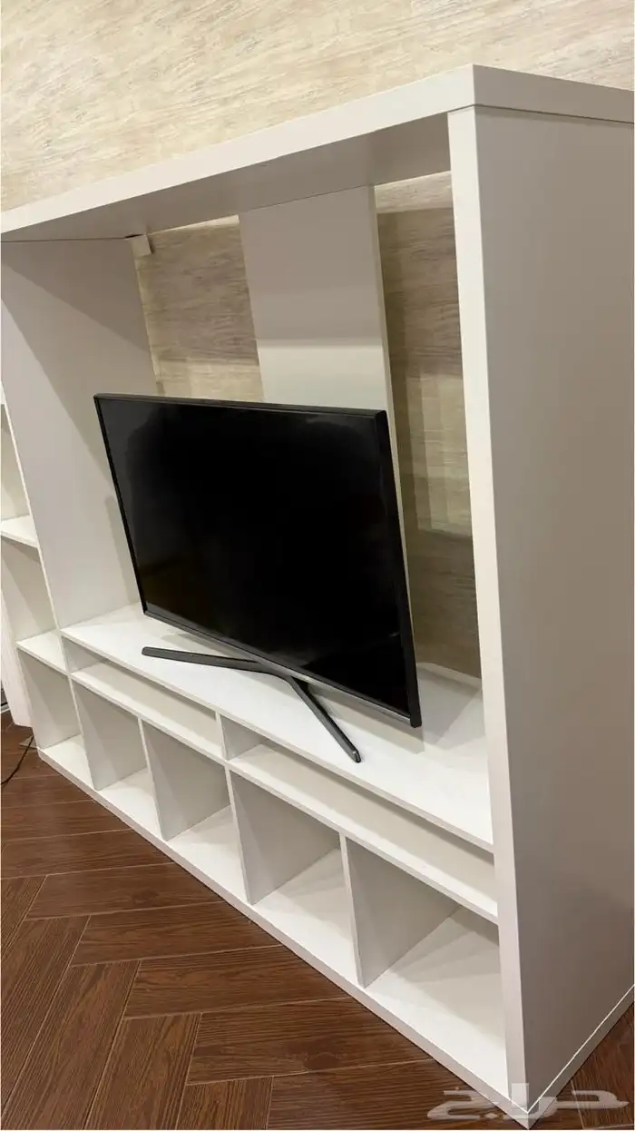 مكتبة تلفزيون من ايكيا 1