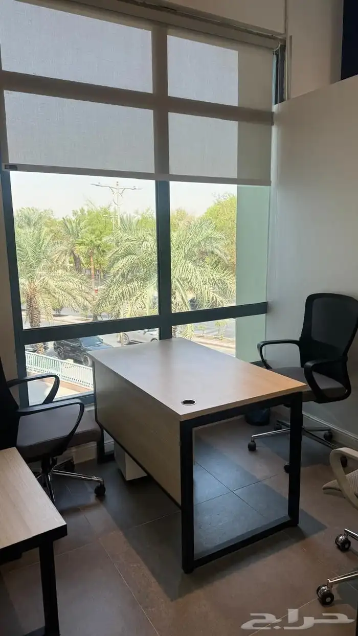 مكاتب جاهزه للإيجار 3